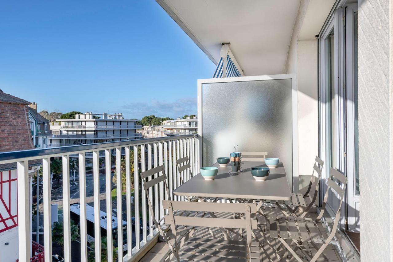 Sejour detente dans ce bel appartement au coeur de la Baule Extérieur photo
